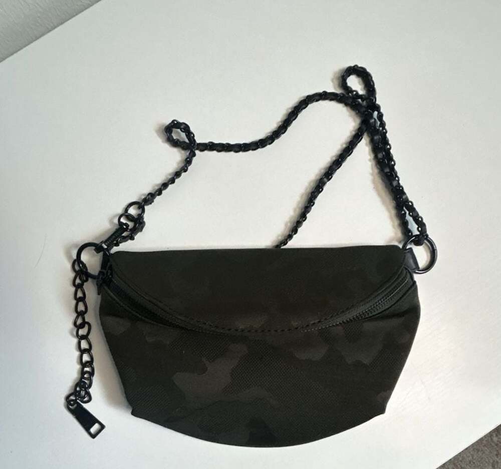 Steve Madden Camo Nylon Crossbody Sling Bag with Chain Strap - Picture 8 of 10